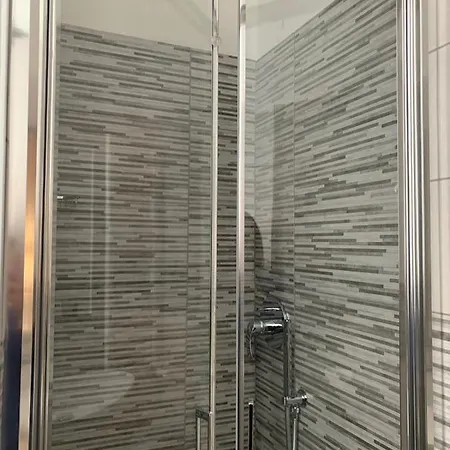 San Gregorio 45 * Milan